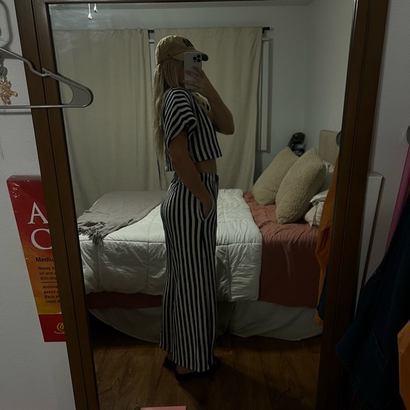 FREE PEOPLE set - Picture 6 of 11